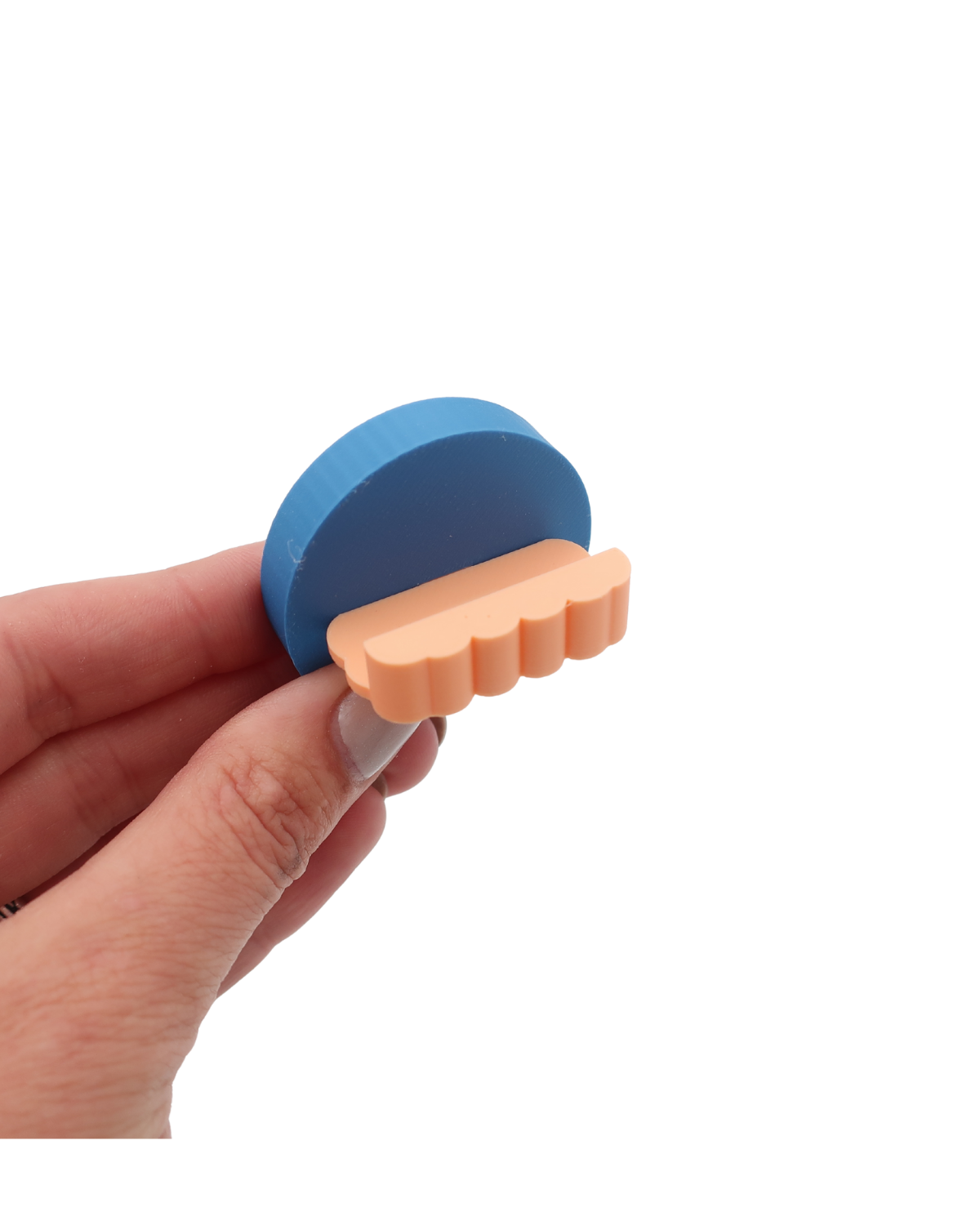 MUUSS modulair systeem voor mini-galerijwand met tegeltjes, kunst en bijzondere objecten